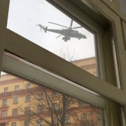 Военный Вертолет Над Москвой
